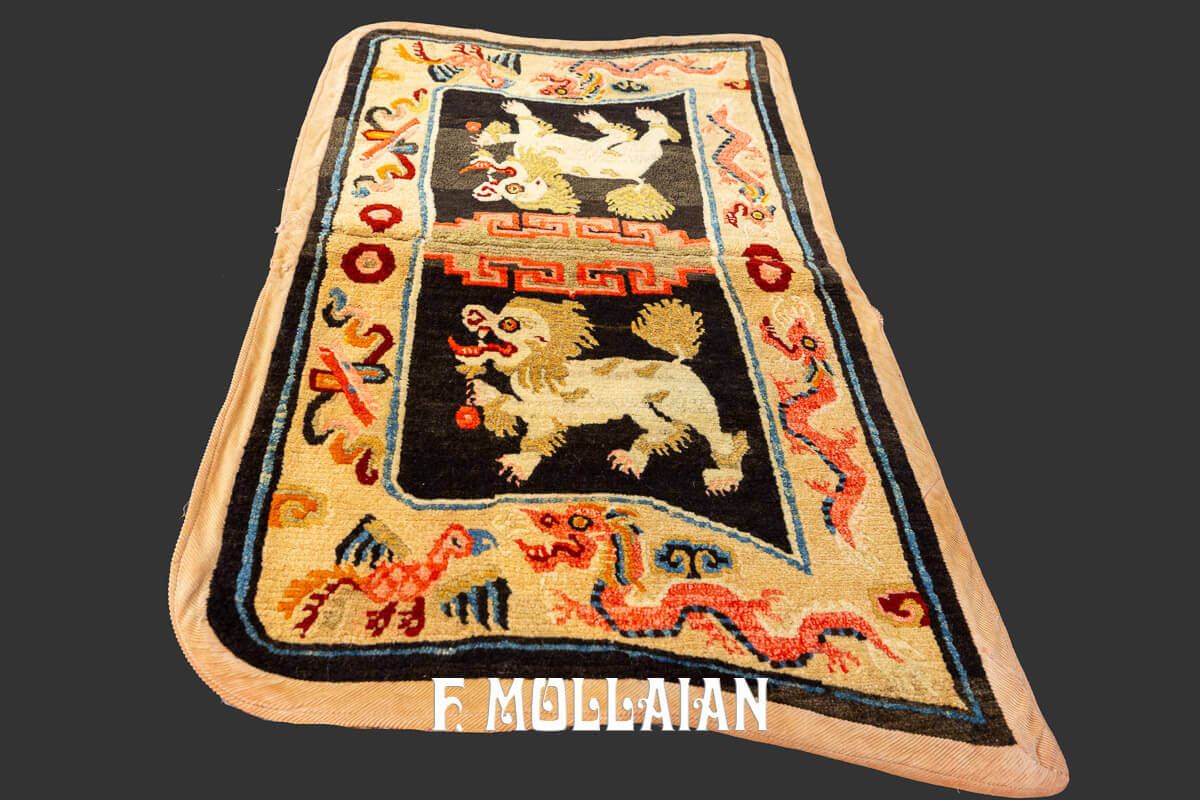 Small Antique Tibetn Saddle Rug with Fu-Dog Motif n°:261455